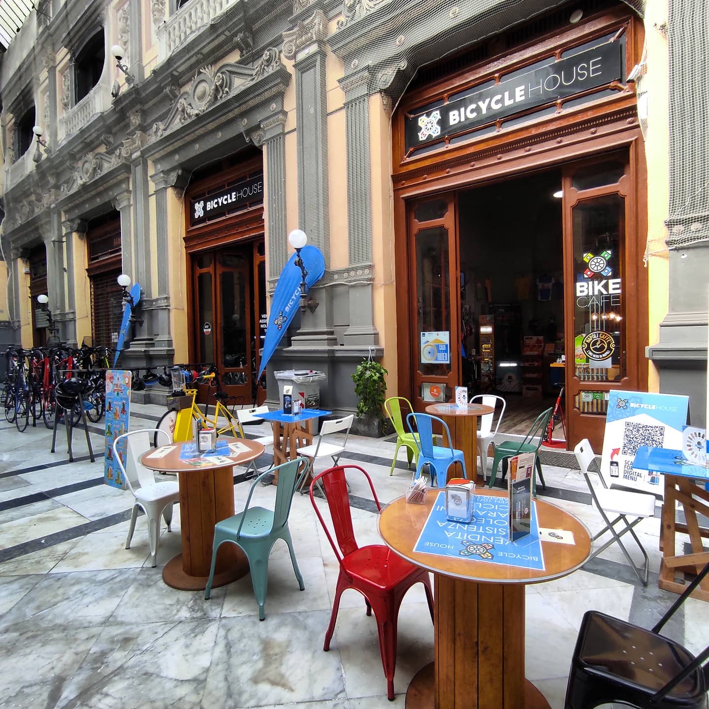 Al momento stai visualizzando Benvenuti alla Bicycle House: il primo bike cafe di Napoli